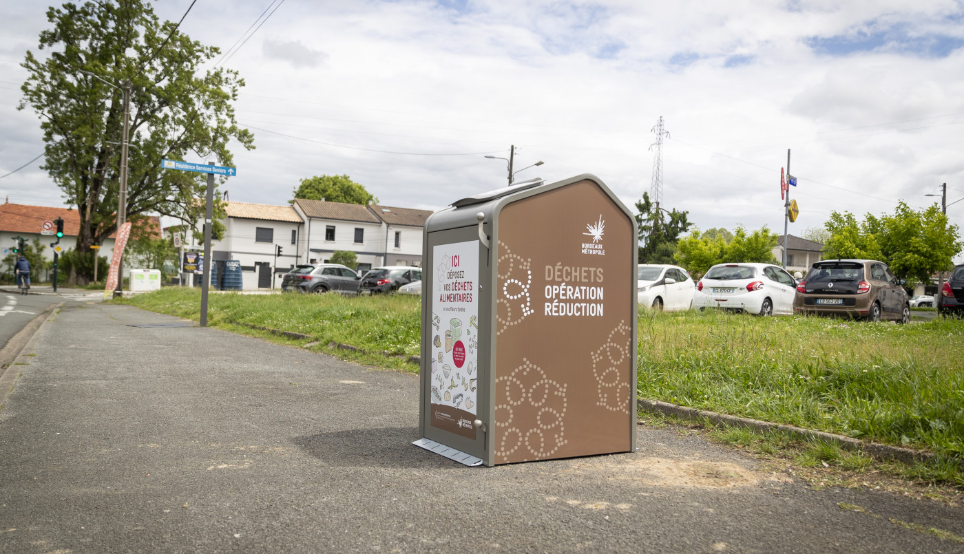 Bornes à déchets alimentaires