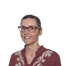 { eluAssocie.title }}