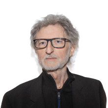 { eluAssocie.title }}