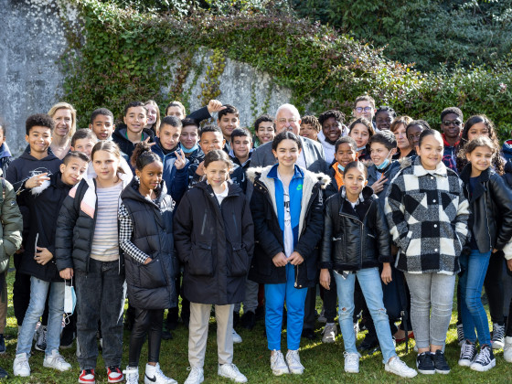 Photo de groupe lors du lancement du programme "Vous rythmez le jeu"