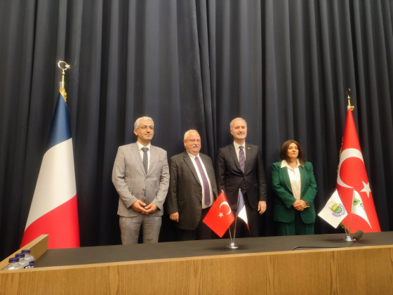 Signature du jumelage avec Inegöl